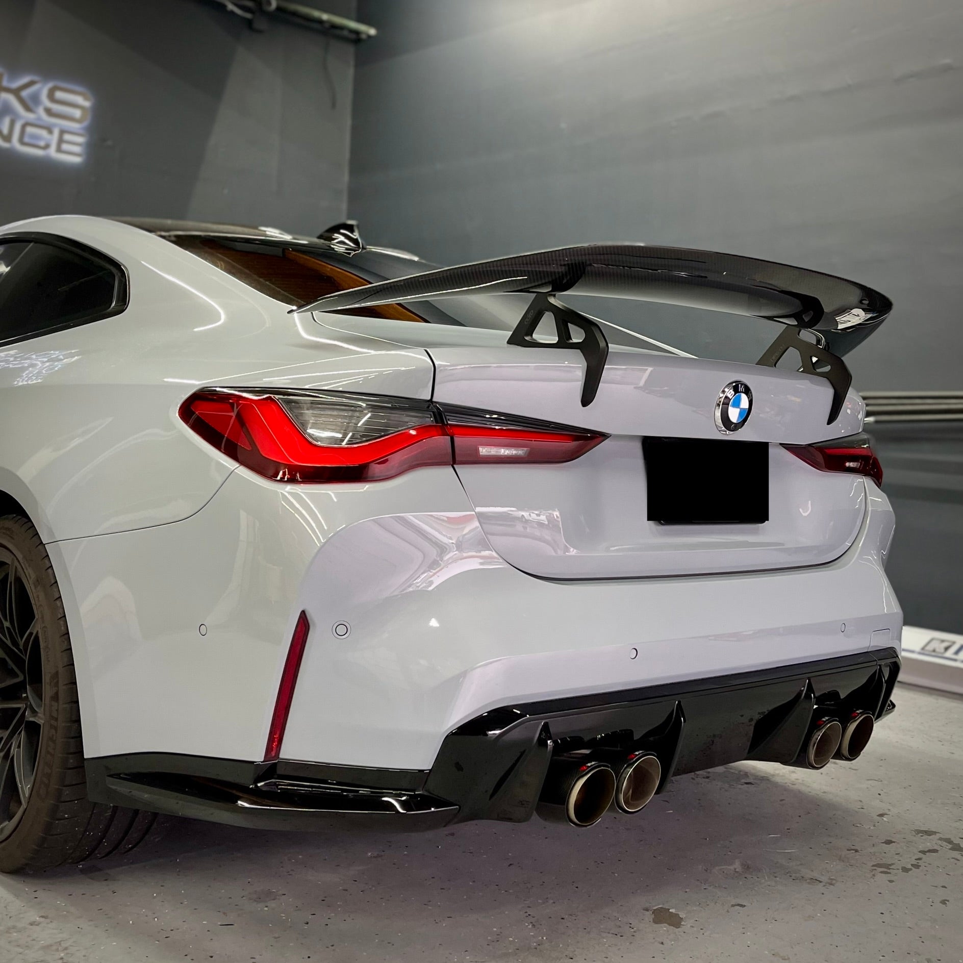ADRO BMW Rear Wing Spoiler (G82 M4) | Swan Neck